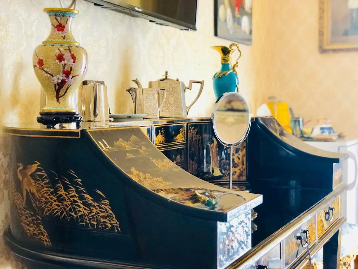 Bed and Breakfast Dimora Umberto CTA