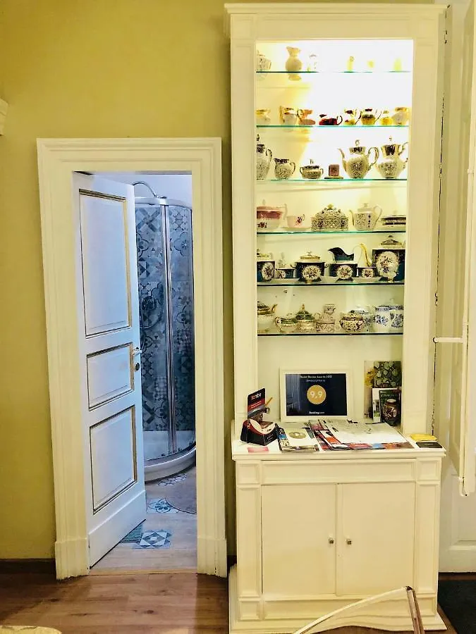 Dimora Umberto Bed & Breakfast Katanya